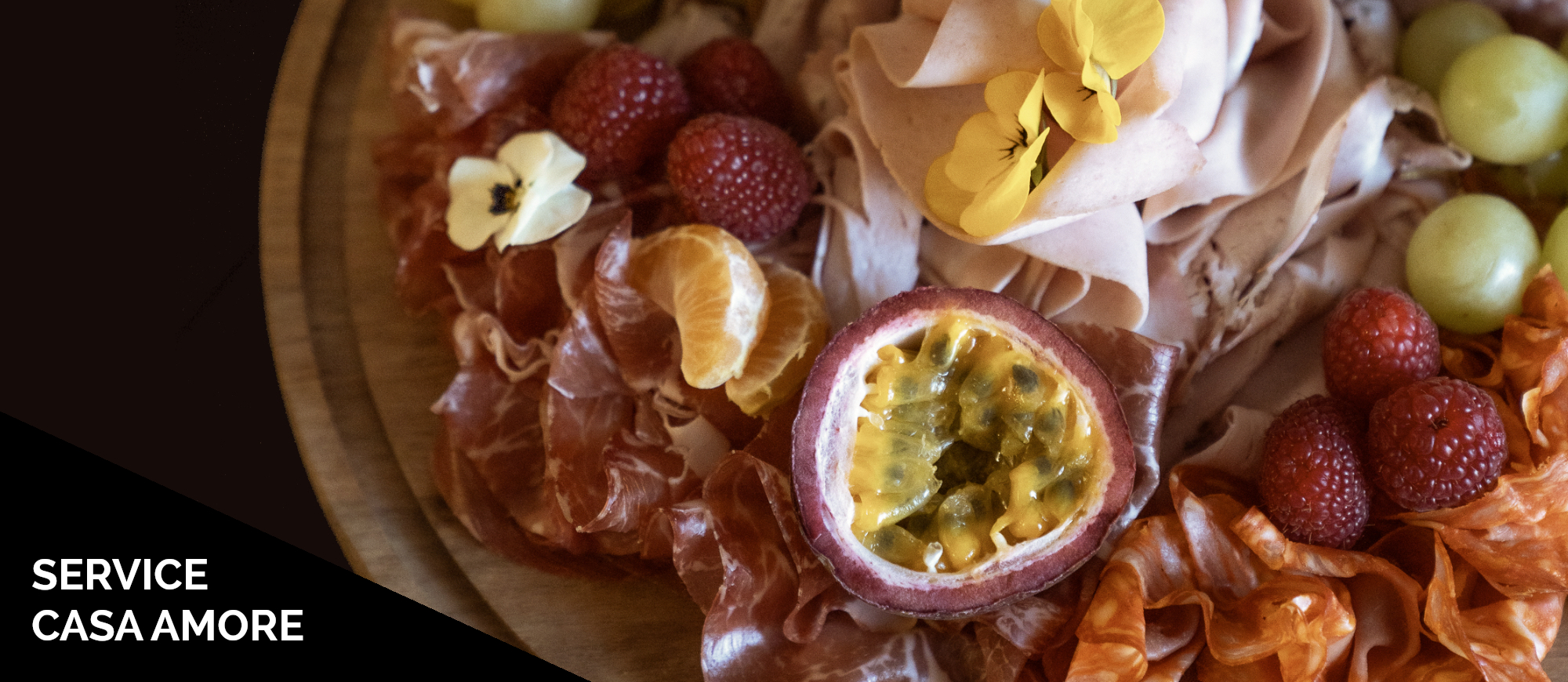 casaamore-loveroom-service-CHARCUTERIE